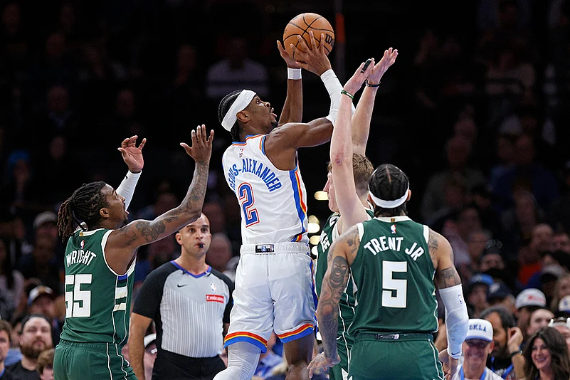 NBA basketball game Oklahoma City Thunder vs Milwaukee Bucks: Shai Gilgeous-Alexander