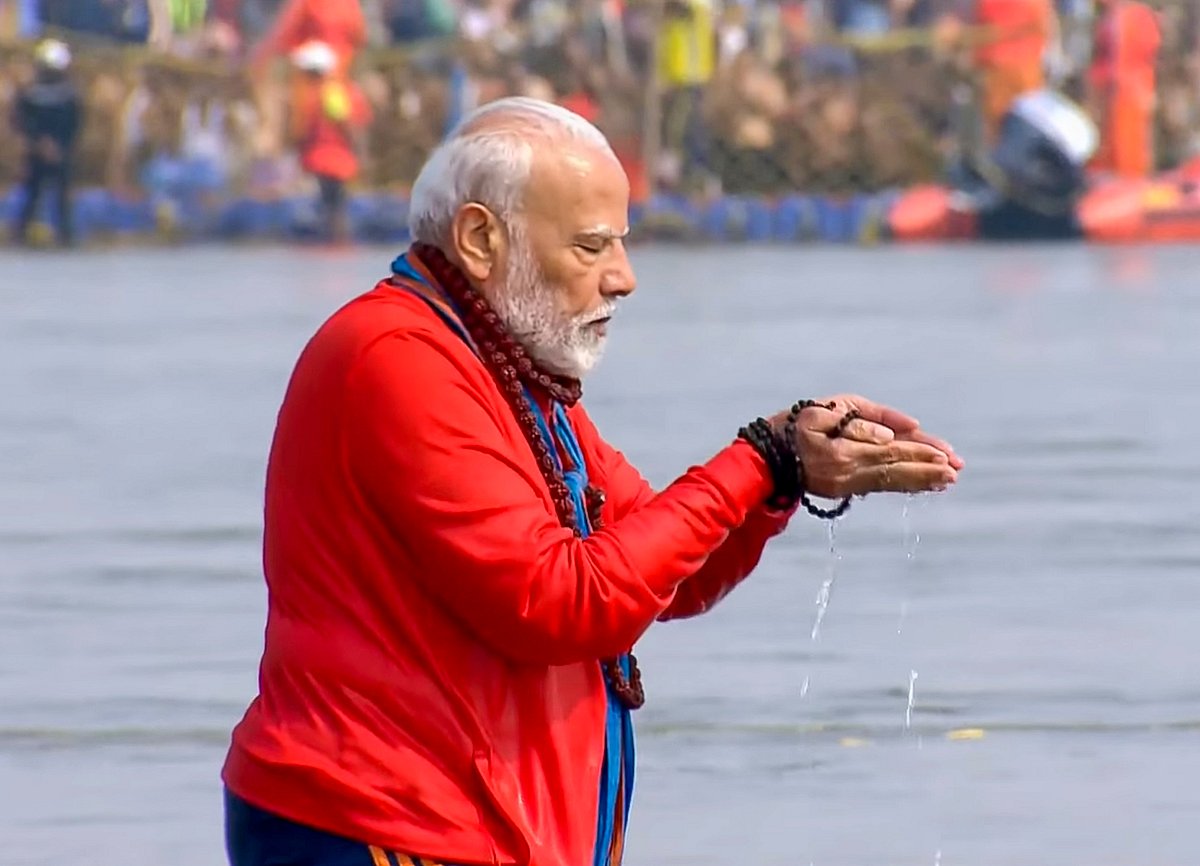 PM Modi takes holy dip at Triveni Sangam in Maha Kumbh Mela 