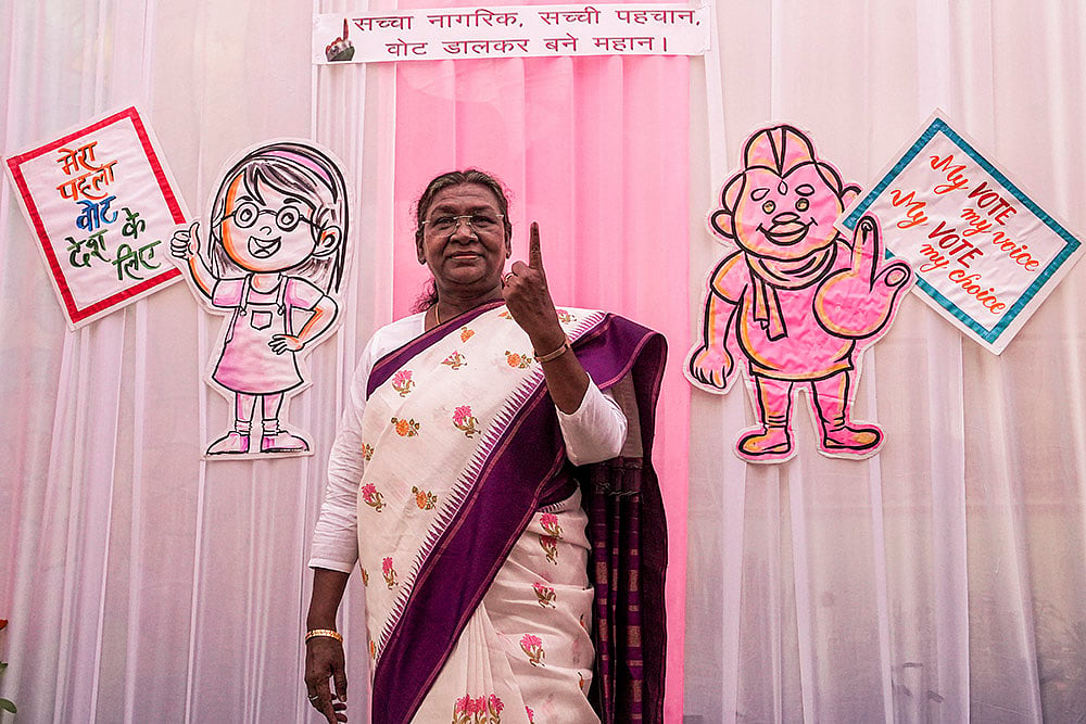 Delhi polls 2025: President Droupadi Murmu casts vote