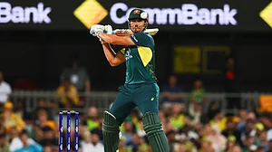 (AP Photo/Tertius Pickard) : Australia's Marcus Stoinis