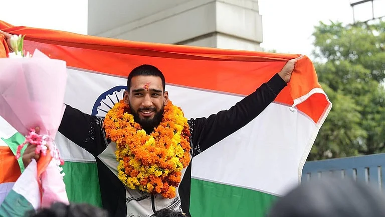 Anshul is the second Indian to earn a UFC contract after Bharat Khandare. - Instagram/@kingoflions_