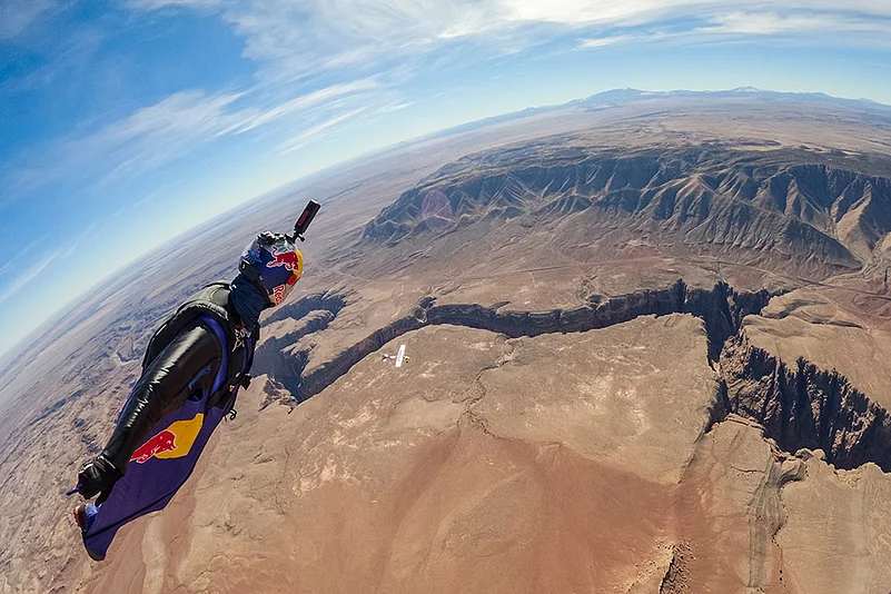 German Skydiver Max Manow Redefines Human Flight: Max Manow and Luke Aikins