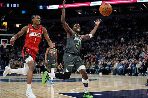Basketball: Houston Rockets vs Minnesota Timberwolves
