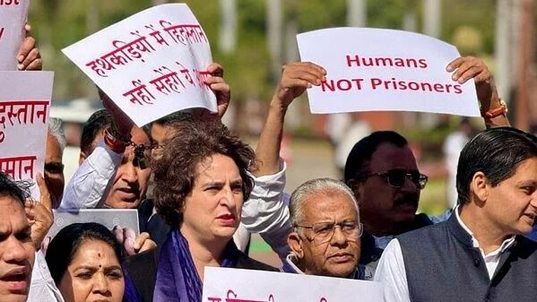 Indians Deported From US: Opposition Blasts Centre Over Deportees Protection Failure, Labels It 'Inhuman' - | Photo- Social Media