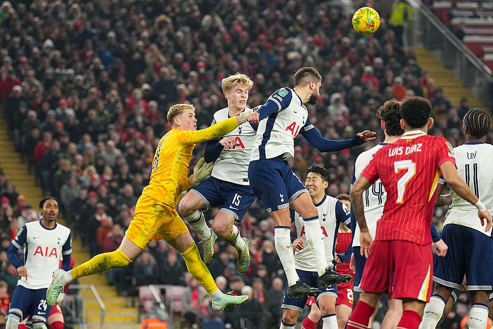 English League Cup: Tottenham Hotspur vs Liverpool