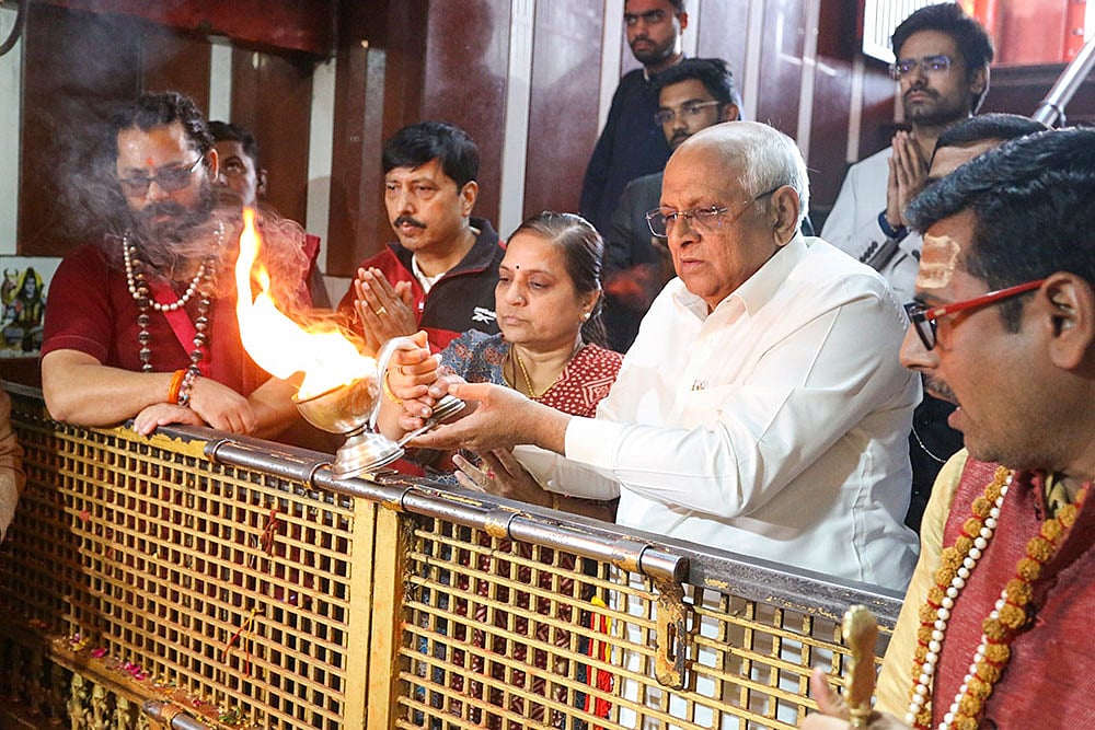 Gujarat CM at Maha Kumbh
