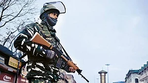 | Photo- fILE : A Week In 'Peaceful' Kashmir; Detentions, Killings, And Condemnation