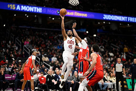 NBA 2024-25: Cavaliers guard Donovan Mitchell (45) goes to the basket