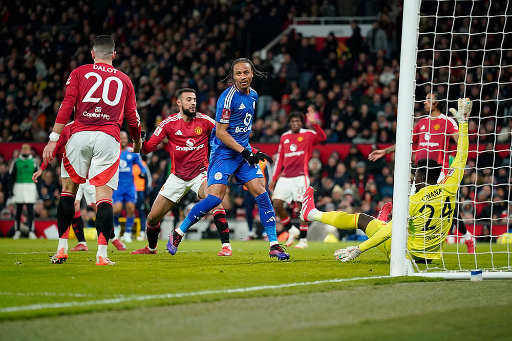 FA Cup fourth round soccer Manchester United vs Leicester City football: Bobby Decordova-Reid