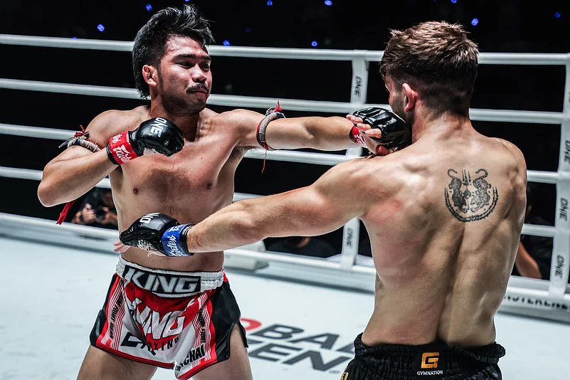 Prajanchai PK Saenchai vs Ellis Badr Barboza