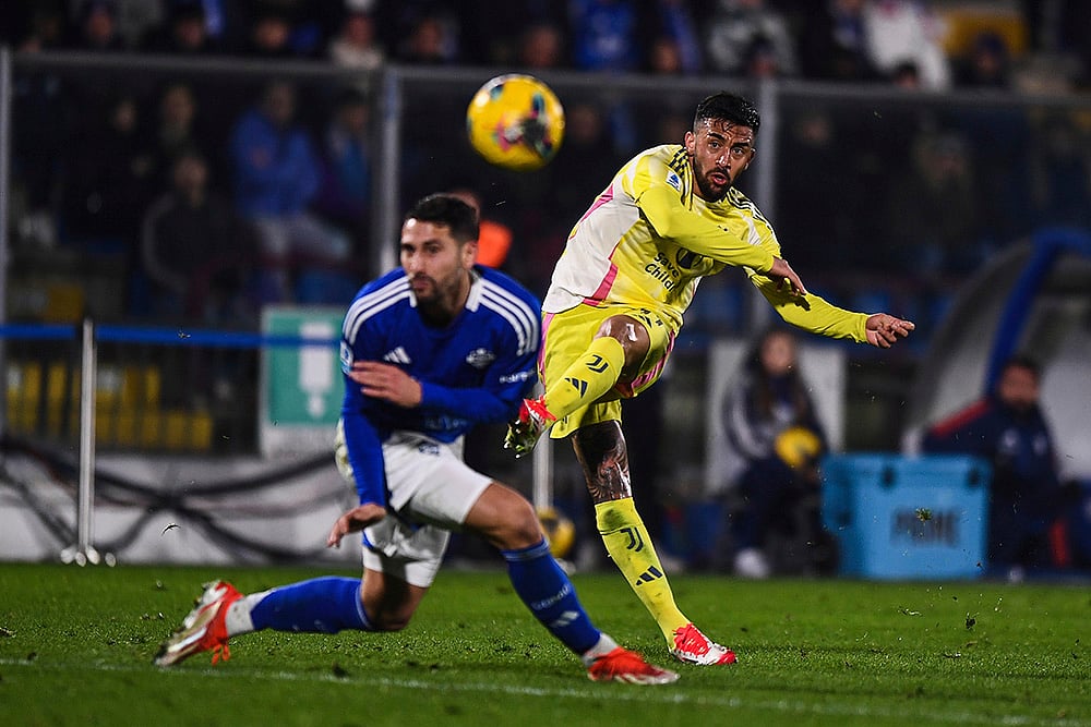 Italy Serie A Soccer match Juventus vs Como: Nicolas Gonzalez