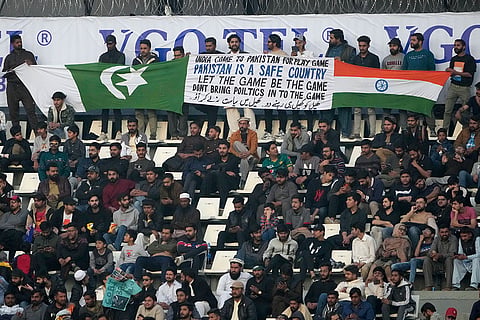 Tri-Series ODI Cricket Match: NZ vs PAK