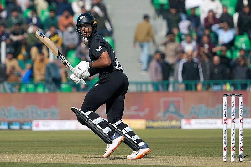Pakistan Tri-Series Cricket: NZ vs PAK
