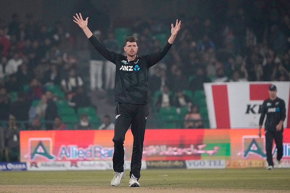 Pakistan Tri-Series Cricket: PAK vs NZ