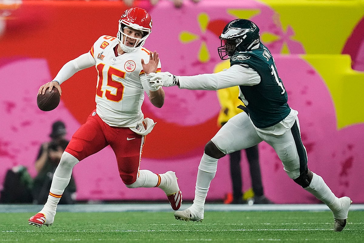 Super Bowl 59 NFL football game Philadelphia Eagles vs Kansas City Chiefs: Josh Sweat