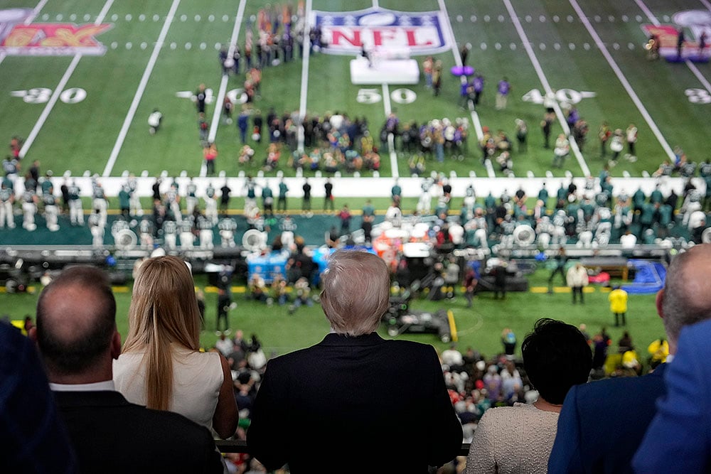 | Photo: AP/Ben Curtis : NFL Super Bowl 59 football, Eagles vs Chiefs: US President Donald Trump