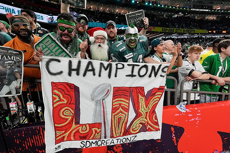 Super Bowl 59 NFL football game Philadelphia Eagles vs Kansas City Chiefs: 6