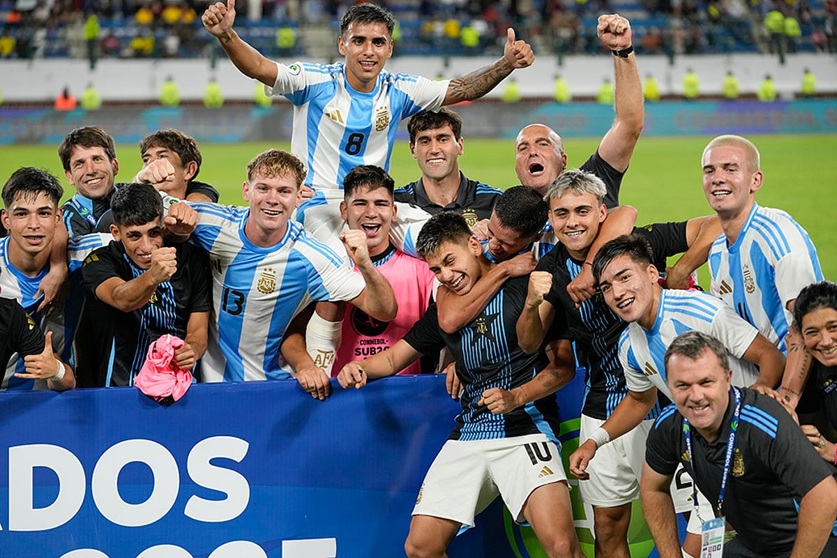 Argentina U20 vs Colombia U20 Soccer South American U20 Championship: 1