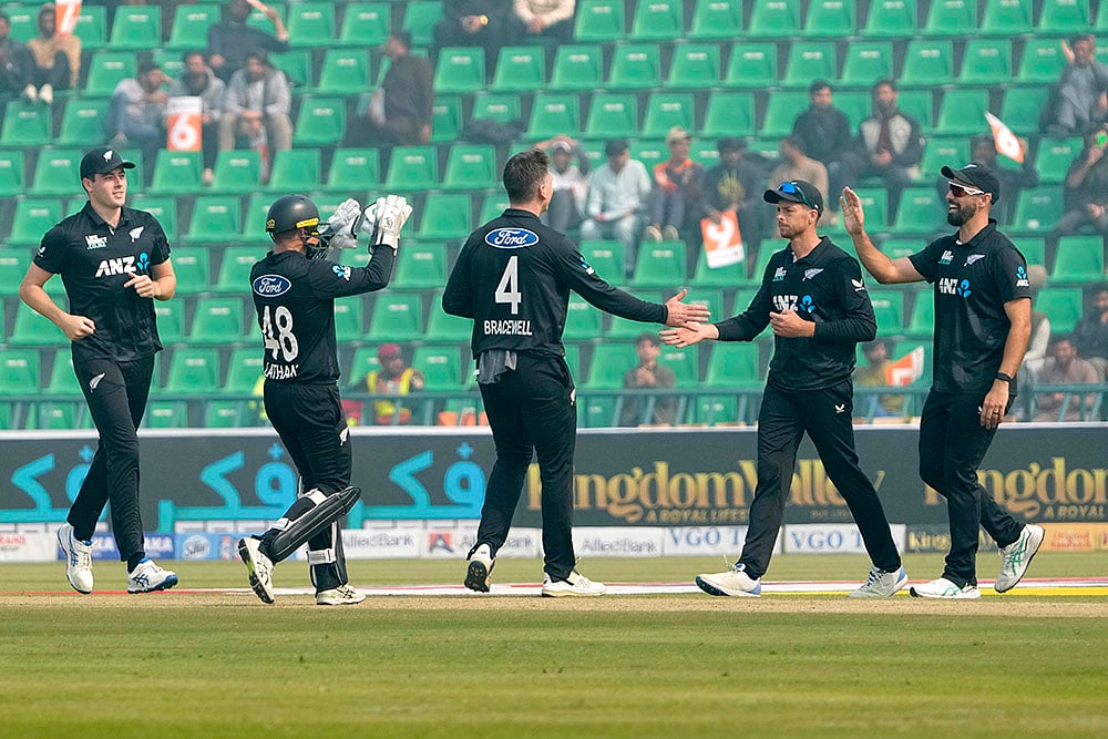 Pakistan Tri-Series Cricket Match 2 New Zealand and South Africa NZ Vs SA ODI_Tom Latham