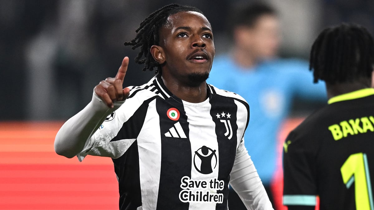 Samuel Mbangula of Juventus celebrates his goal