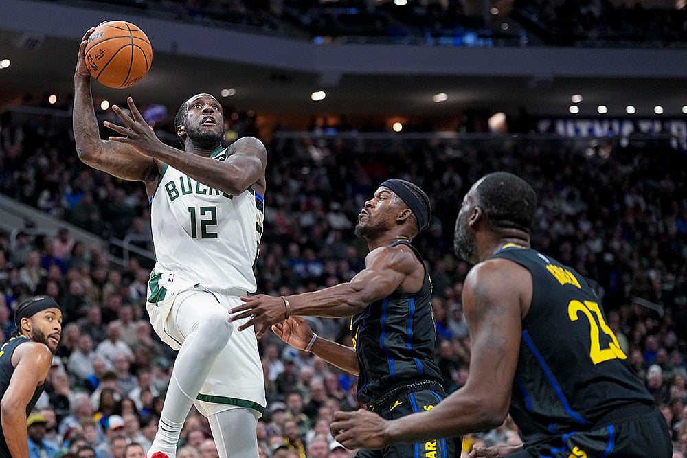 NBA Bakstball Golden State Warriors vs Milwaukee Bucks Basketball: Taurean Prince 