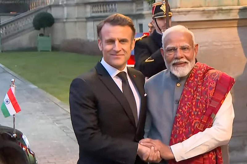 PM Modi with Emmanuel Macron in France