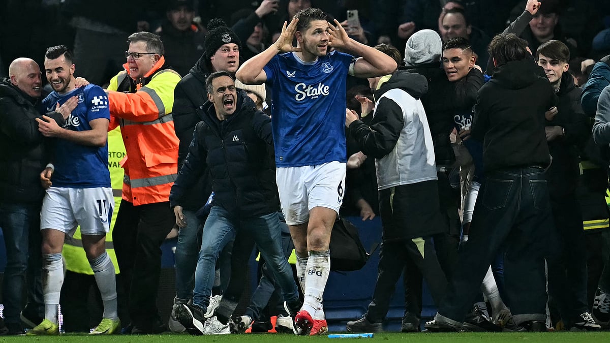 James Tarkowski celebrates his dramatic equaliser - null
