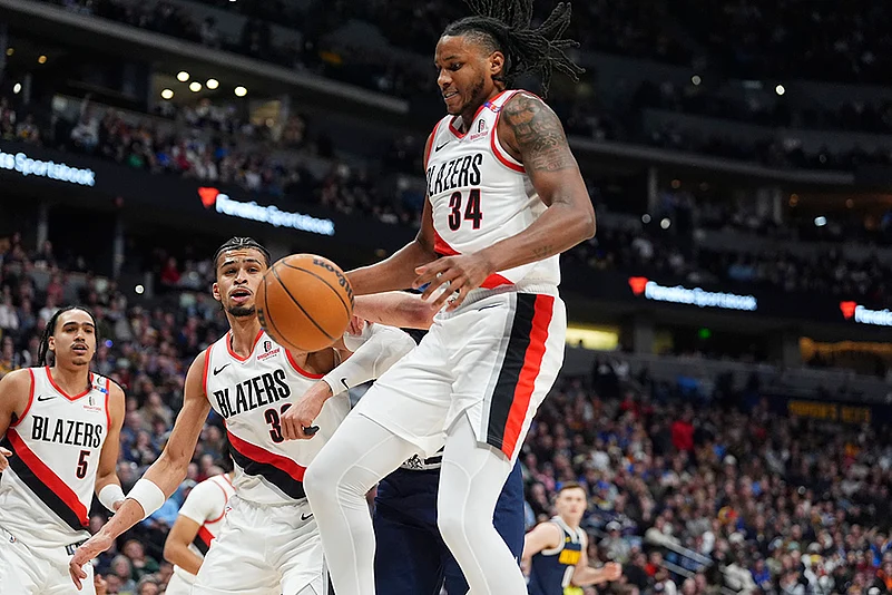 NBA basketball game 2024-25 Denver Nuggets vs Portland Trail Blazers: Jabari Walker