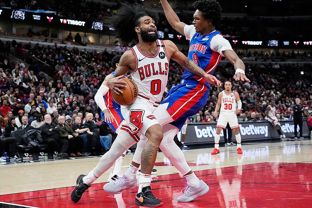 Basketball: Chicago Bulls vs Detroit Pistons