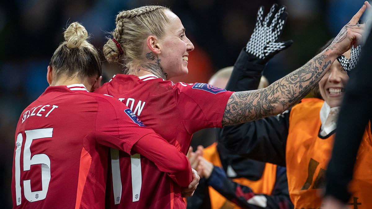 Manchester United are enjoying a promising WSL campaign - null