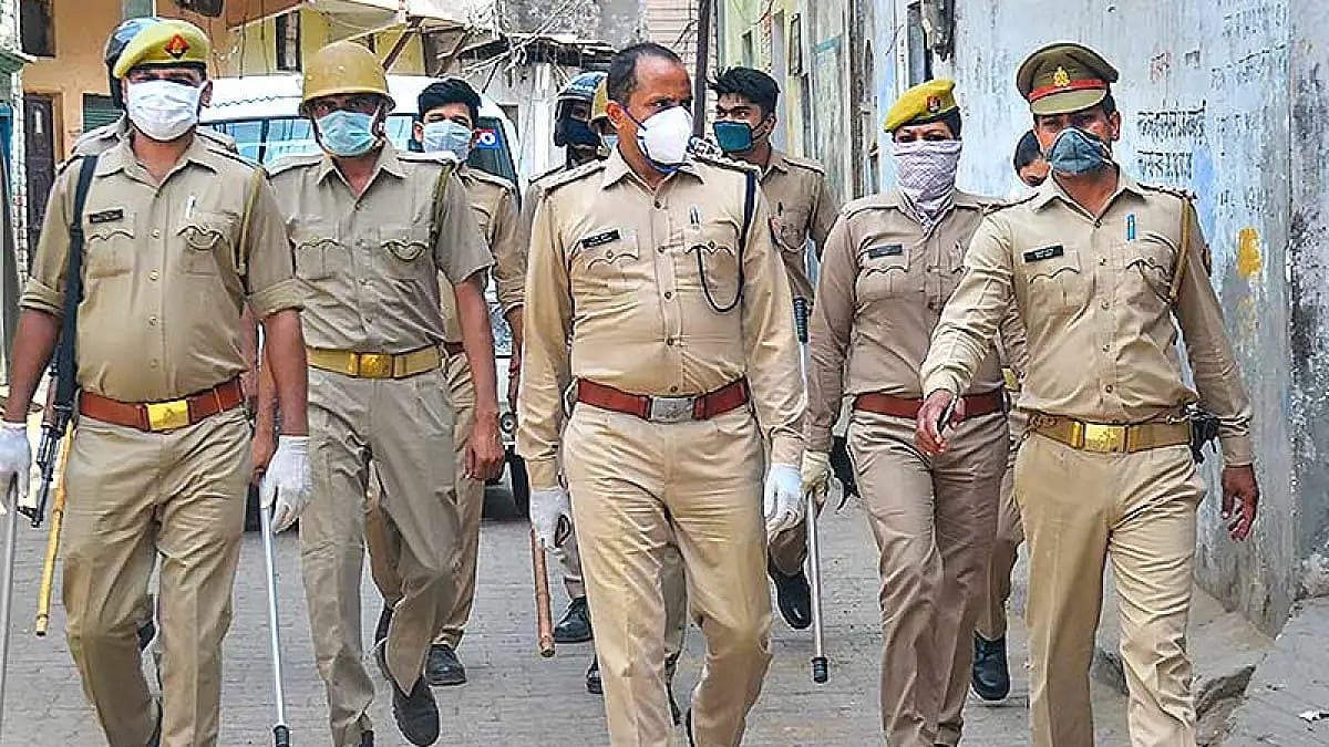 Representative image of UP Police : UP: Action Taken Against 53 Social Media Accounts For Spreading Misinformation On Maha Kumbh