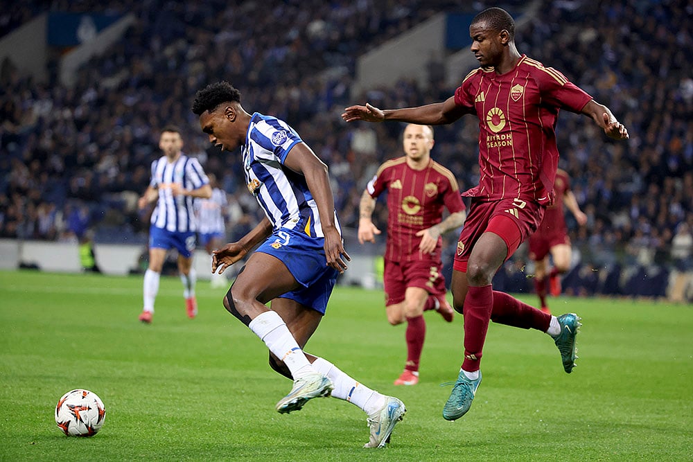 Portugal Soccer Europa League Play-offs, UEL 1st Leg FC Porto vs AS Roma: Evan Ndicka