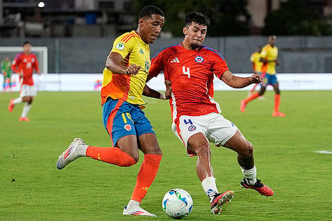 U-20 South American Championship: Colombia's Kener Gonzalez and Chile's Yahir Salazar compete for the ball