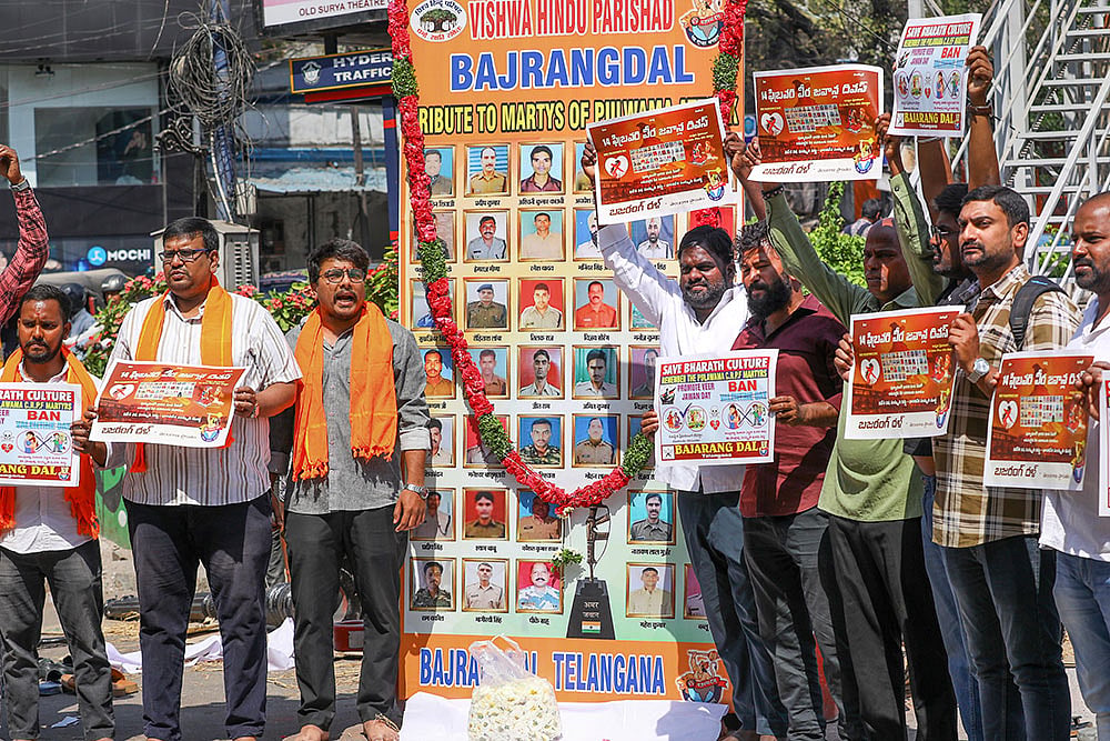 Bajrang Dal protest against Valentines Day in Tgana