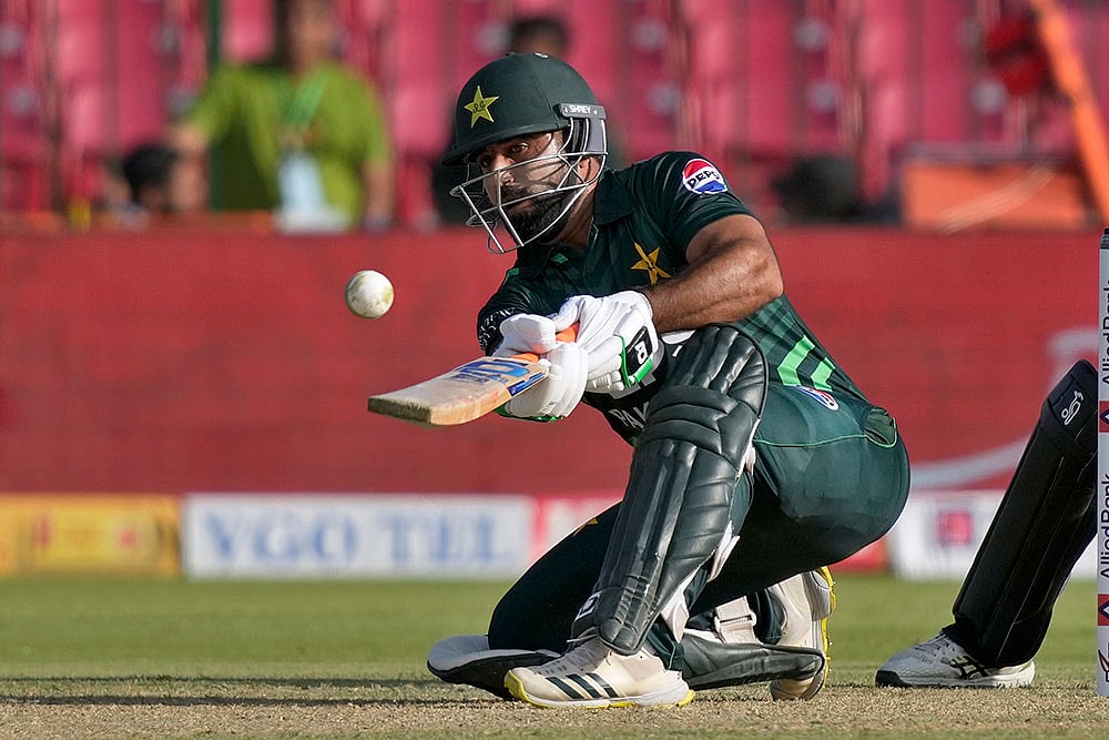 Pakistan vs New Zealand Tri-Series ODI Cricket