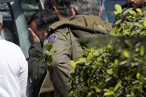 Body of Sangeeta Malik, 34, resident or Bhiwani Haryana leaving RML hospital |