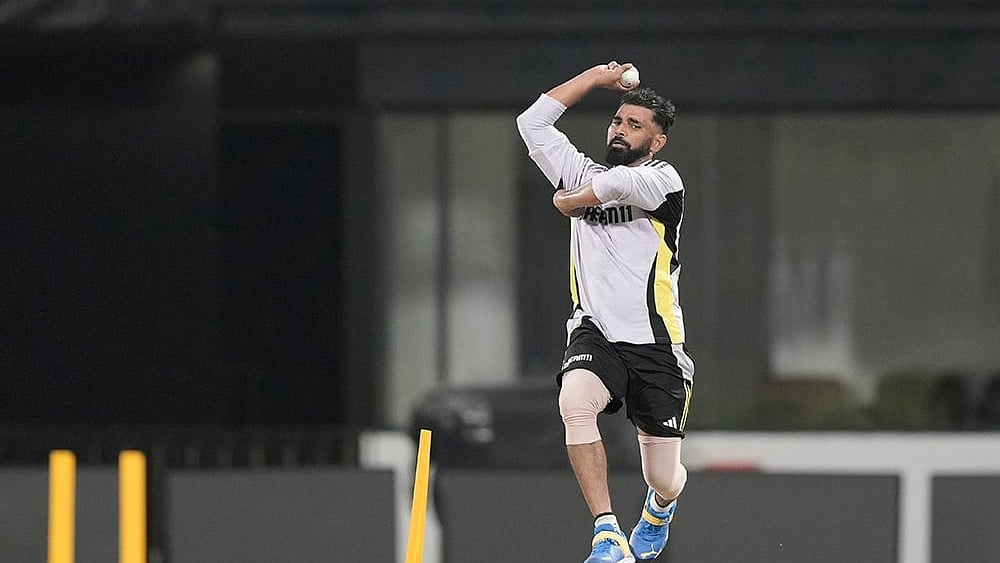  Mohammed Shami bowls during practice session - Photo: AP/Mahesh Kumar A.