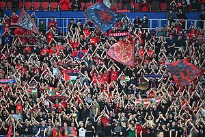 | Photo: AP/Miguel Oses : La Liga 2024-25: Osasuna fans celebrate after the match