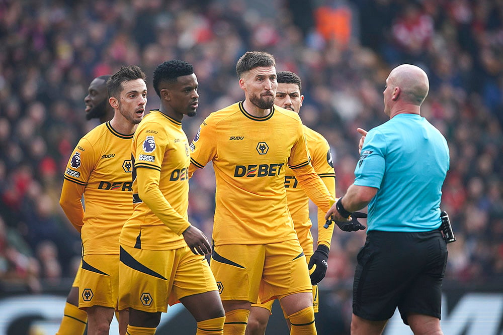 English Premier League soccer EPL football Liverpool vs Wolverhampton Wanderers: 
