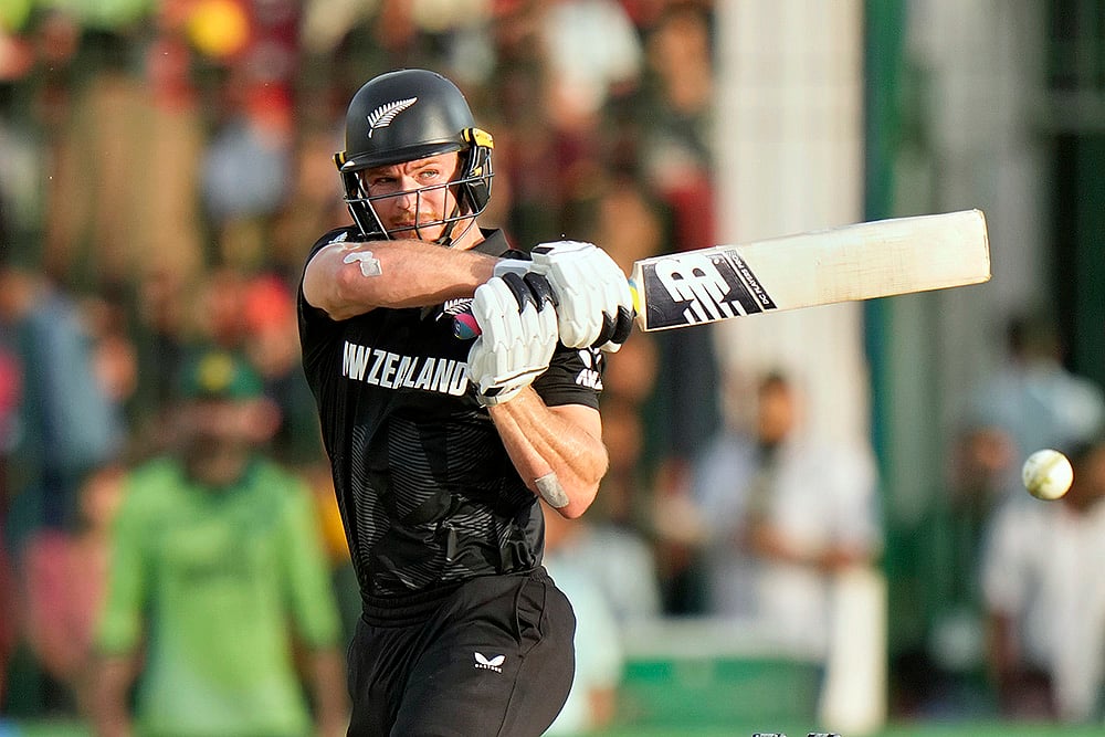 ICC Champions Trophy Pakistan vs New Zealand Cricket PAK vs NZ ODI cricket Match 1: Glenn Phillips 