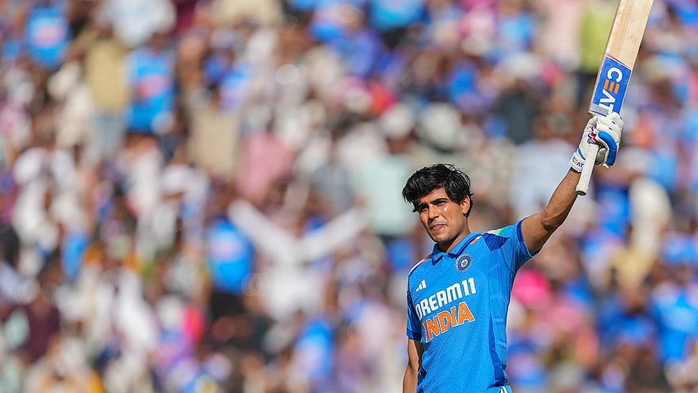 | Photo: AP/Ajit Solanki : IND vs ENG 3rd ODI: Shubman Gill celebrates his century 