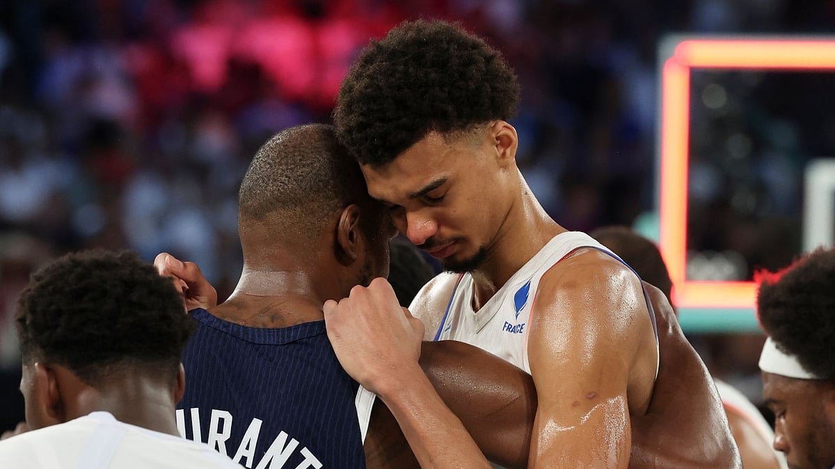 Victor Wembanyama and Kevin Durant in Olympics action - null