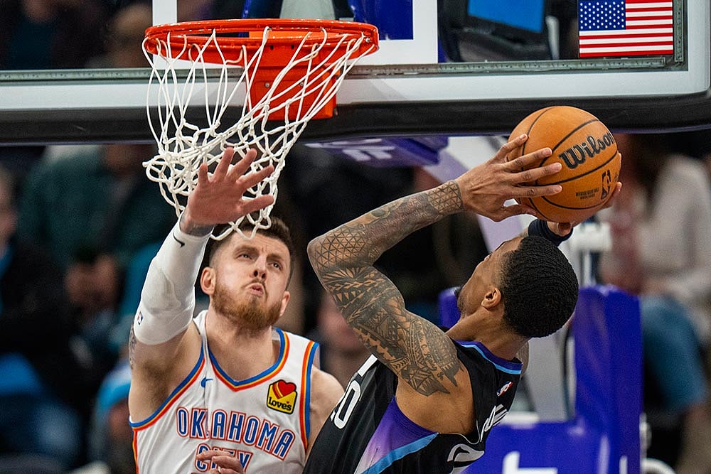 Jazz Thunder Basketball