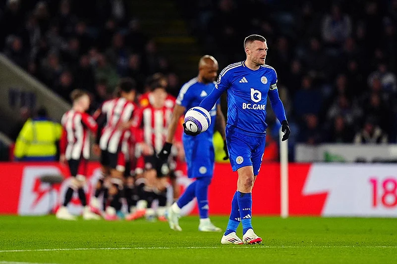 English Premier League: Brentford vs Leicester City