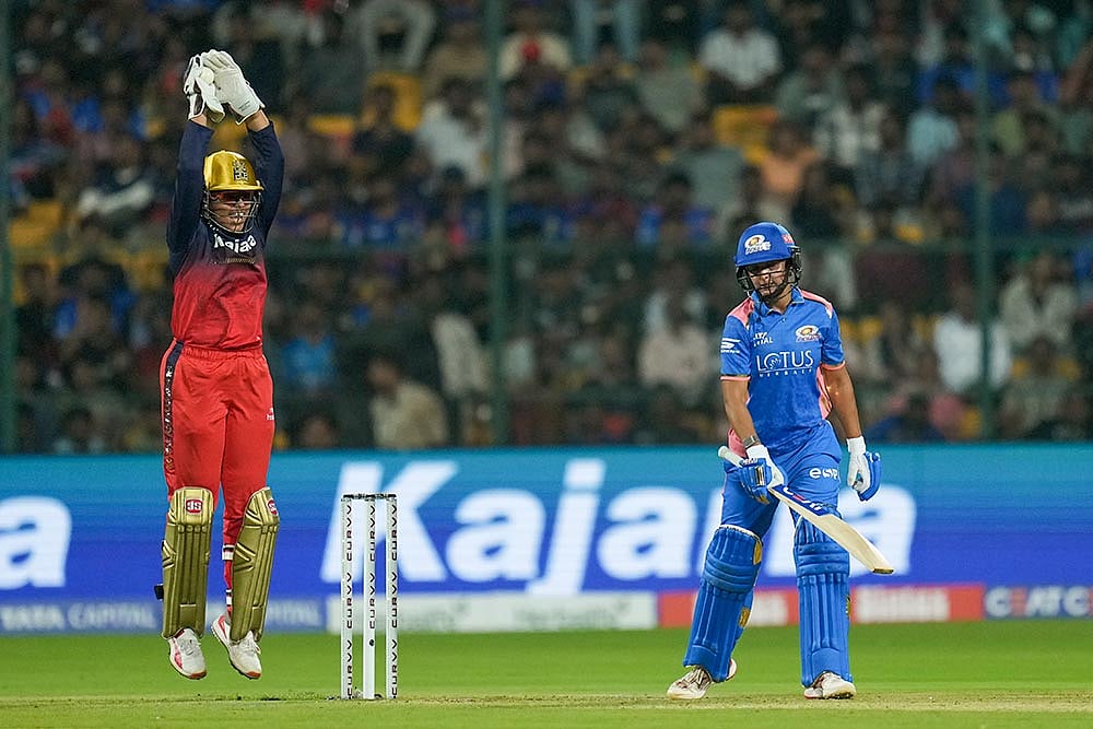 WPL 2025: RCB vs MI
