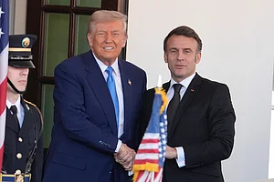 | Photo: AP : French President Macron meets US President Donald Trump