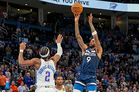 NBA 2024-25, Timberwolves vs Thunder: Timberwolves guard Nickeil Alexander-Walker shoots 