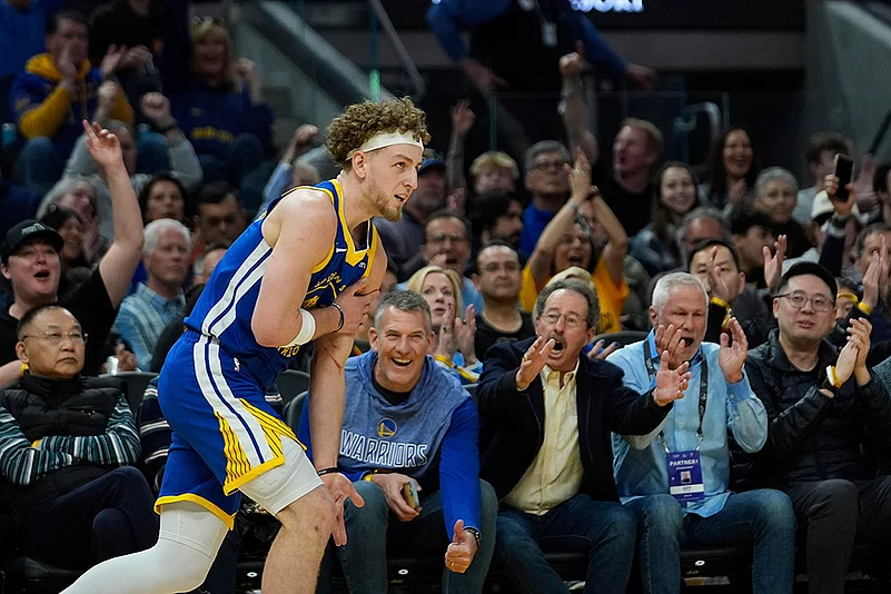 NBA Basketball 2024-25 Dallas Mavericks vs Golden State Warriors: Brandin Podziemski