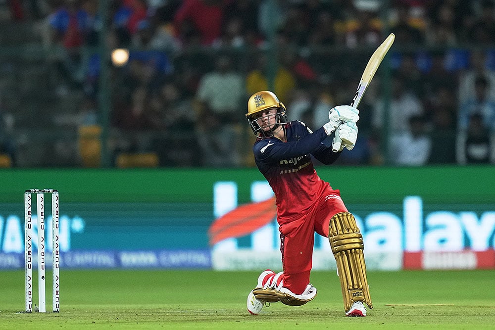 WPL 2025 - Royal Challengers Bengaluru vs UP Warriorz: Danni Wyatt-Hodge