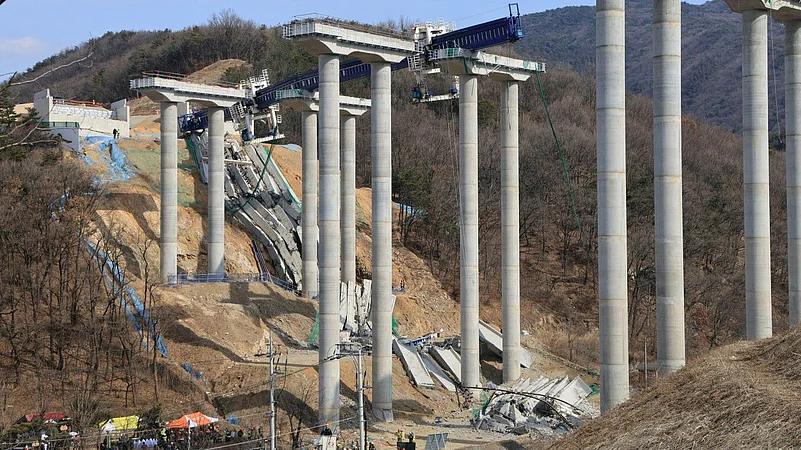 South Korea highway collapse